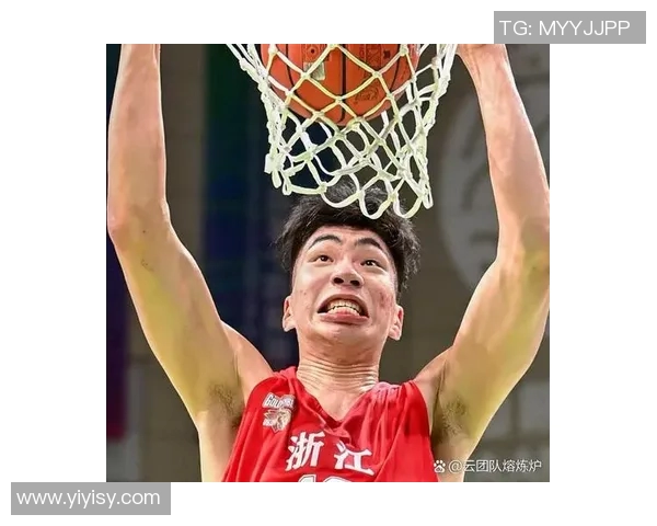 浙江稠州队球迷狂热助威，球队士气大振